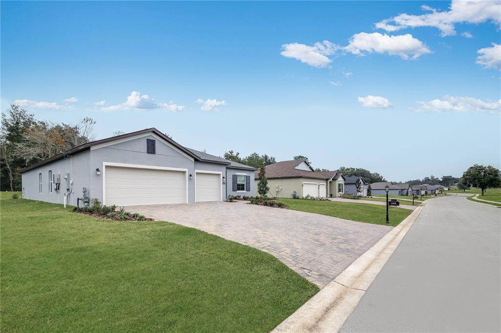 6592 180TH Circle - Photo 1