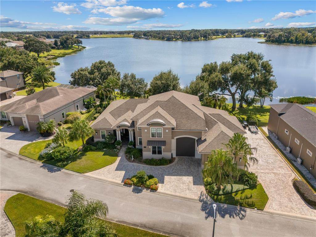 414 Meandering Way - Photo 1