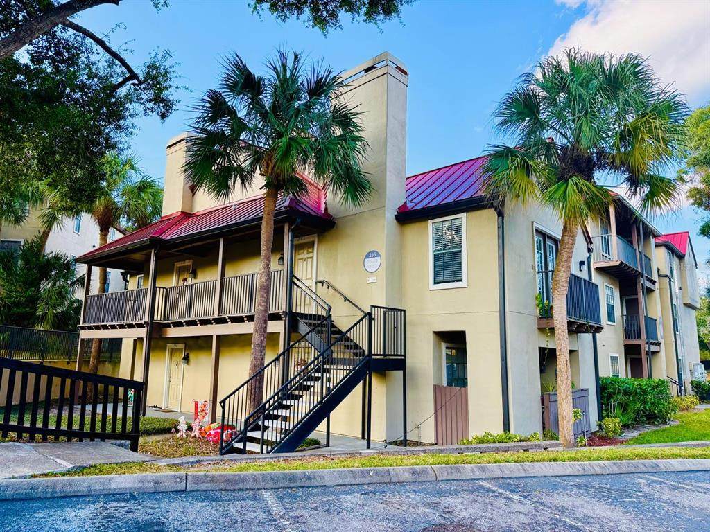 216 Afton Square - Photo 1