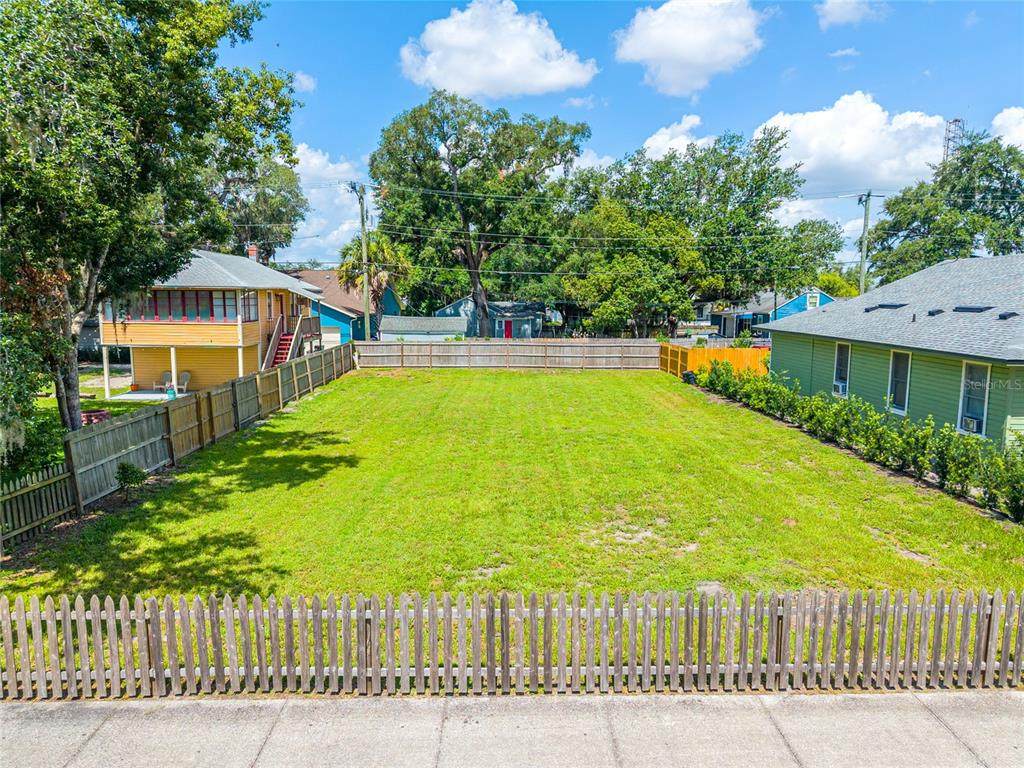 1010 Elm Avenue - Photo 1