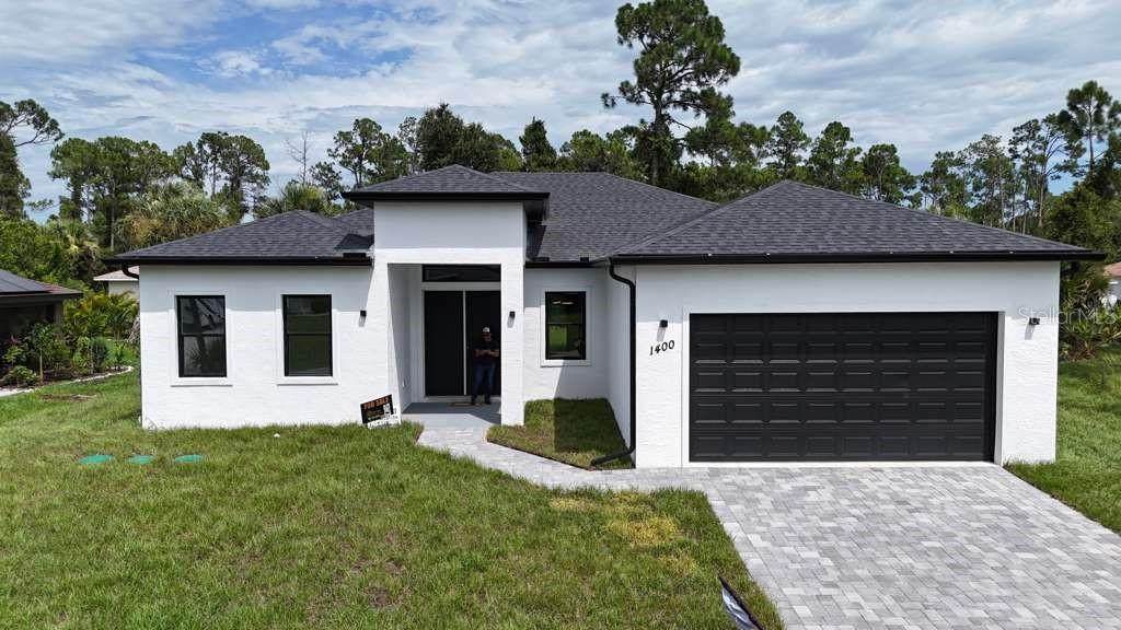 1400 Mendavia Terrace - Photo 1