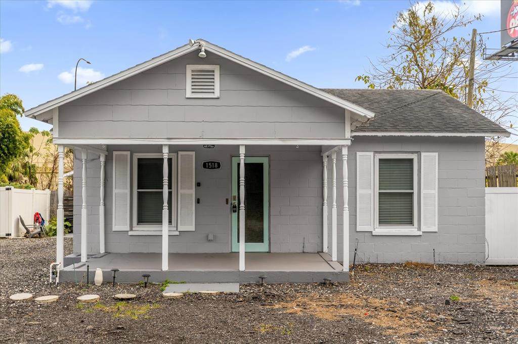 1518 Pinewood Drive - Photo 1