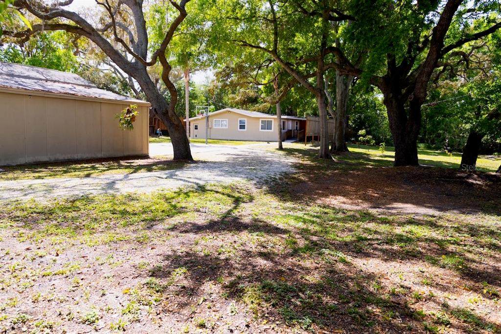 544 Farnum Drive - Photo 1