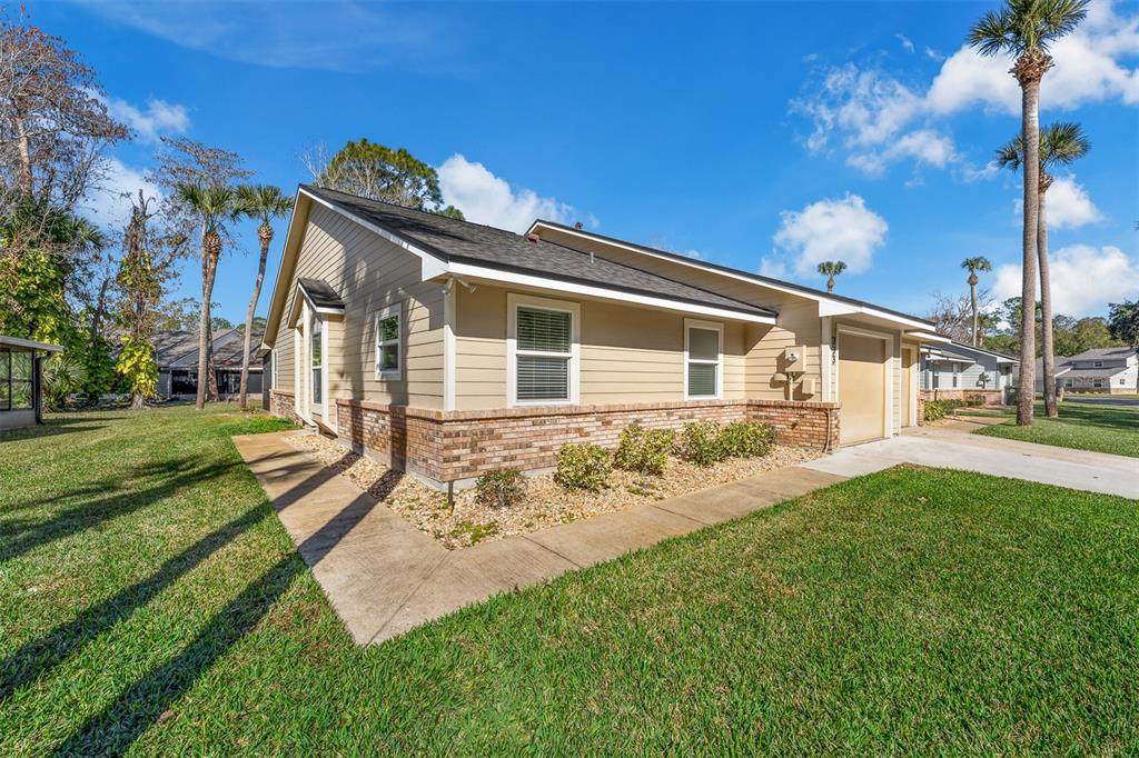 233 Bob White Court - Photo 1