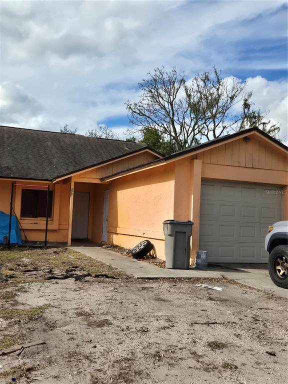572 Maineline Boulevard - Photo 1