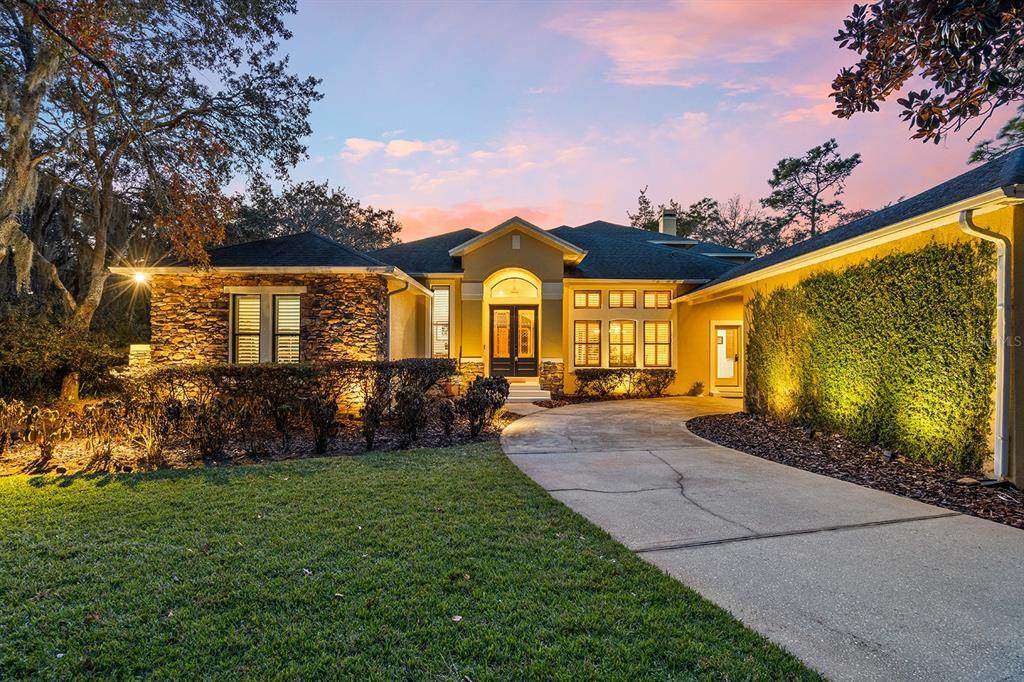 2360 Kildare Drive - Photo 1