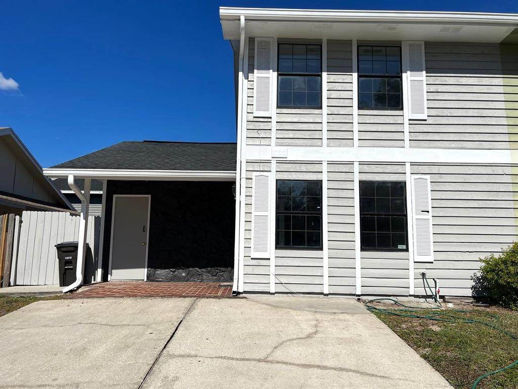 453 Hemlock Street - Photo 1
