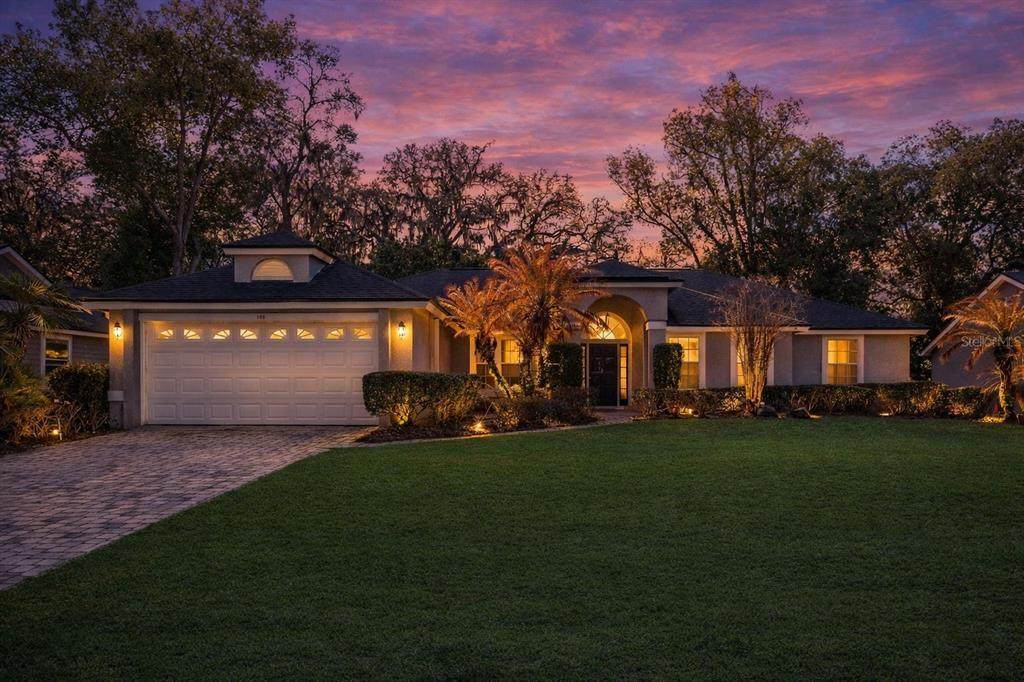 108 Oak View Circle - Photo 1