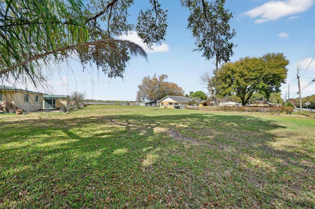 429 Longfellow Boulevard - Photo 1