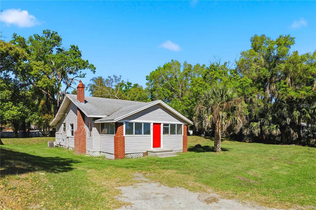 918 Shoreview Drive - Photo 1