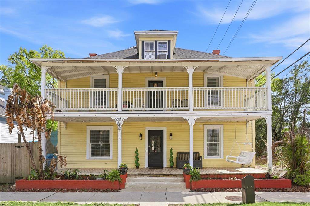 209 5TH Street - Photo 1