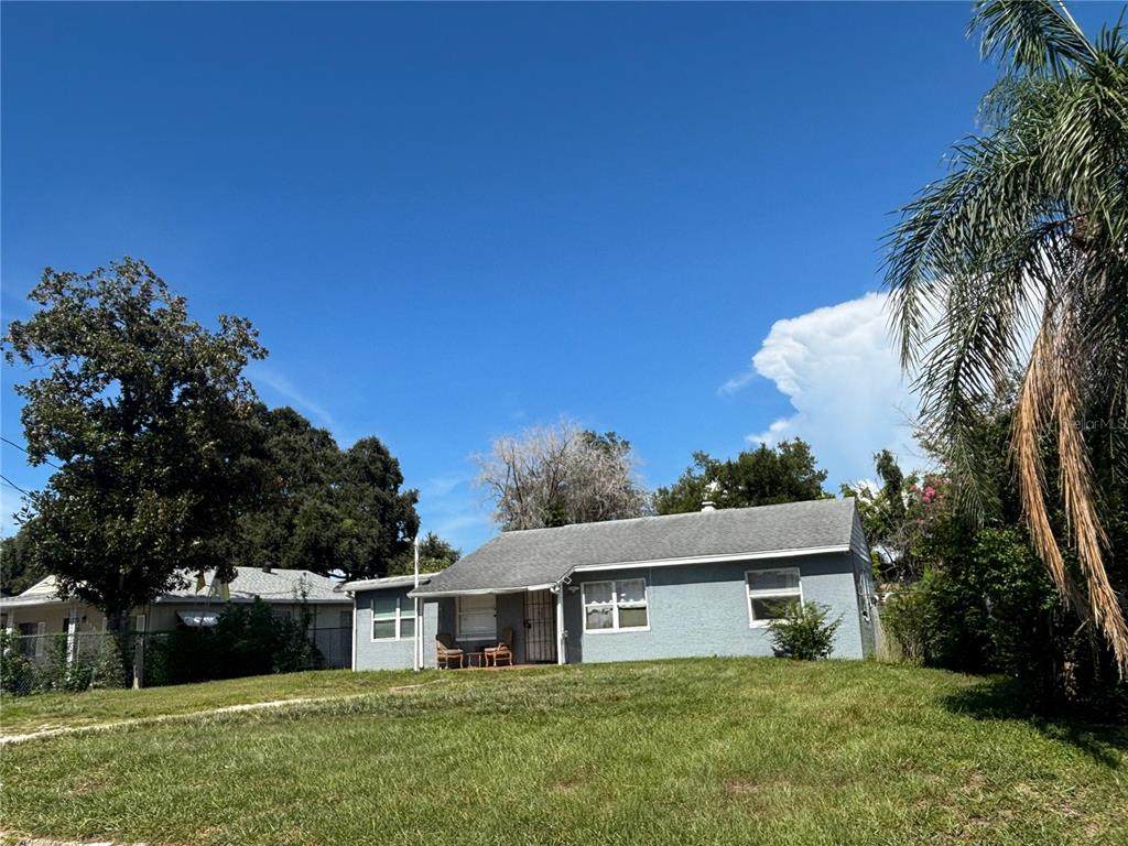 687 Walkup Drive - Photo 1