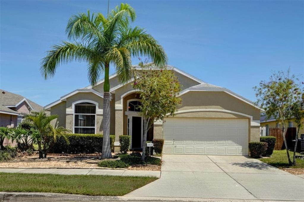 635 Rochester Loop - Photo 1