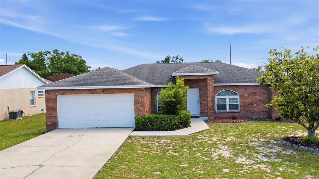 774 Barclay Terrace - Photo 1