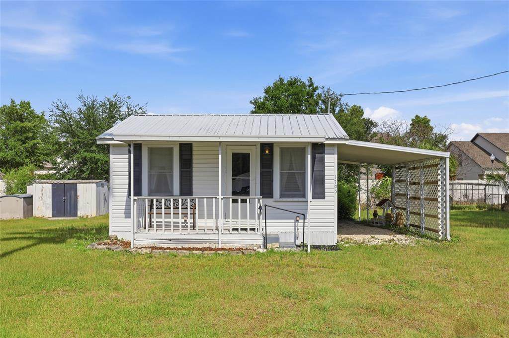 1705 Delaware Avenue - Photo 1