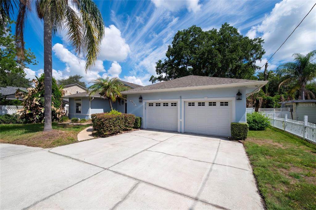 1015 Venetian Avenue - Photo 1