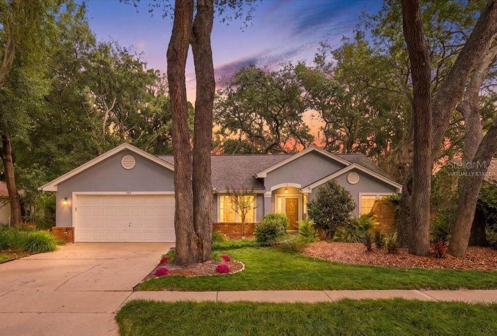 309 Oak Leaf Circle - Photo 1