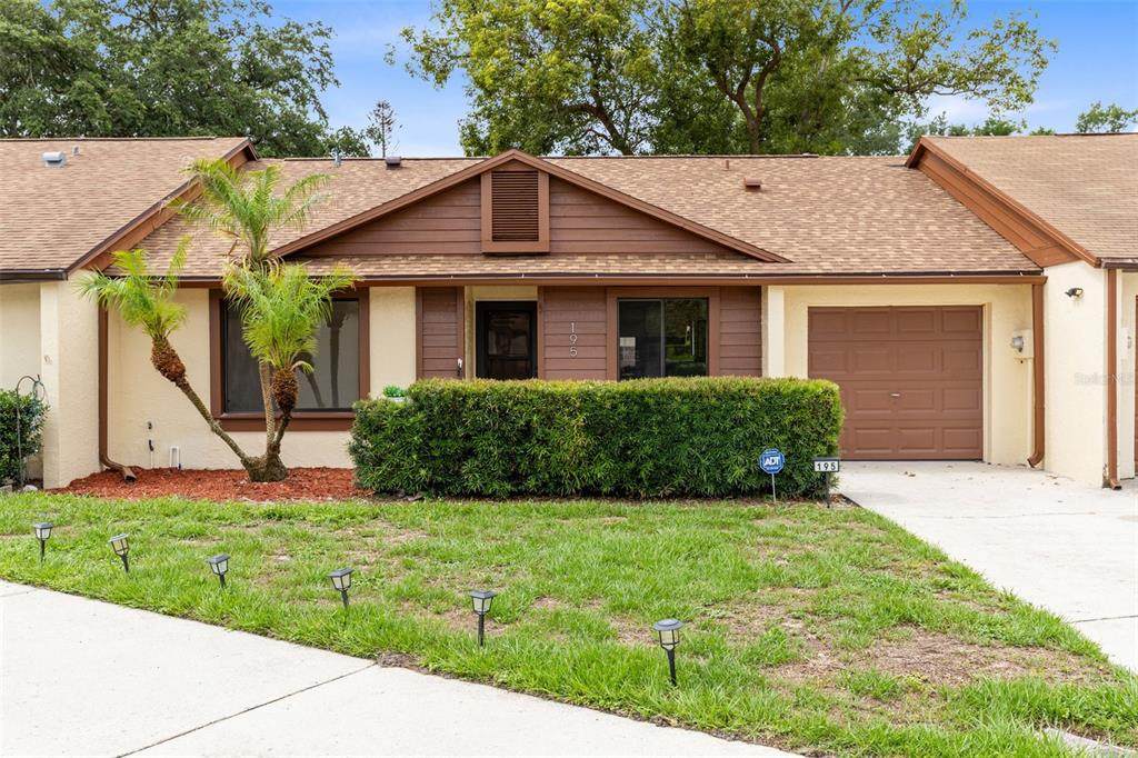 195 Pine Knoll Court - Photo 1