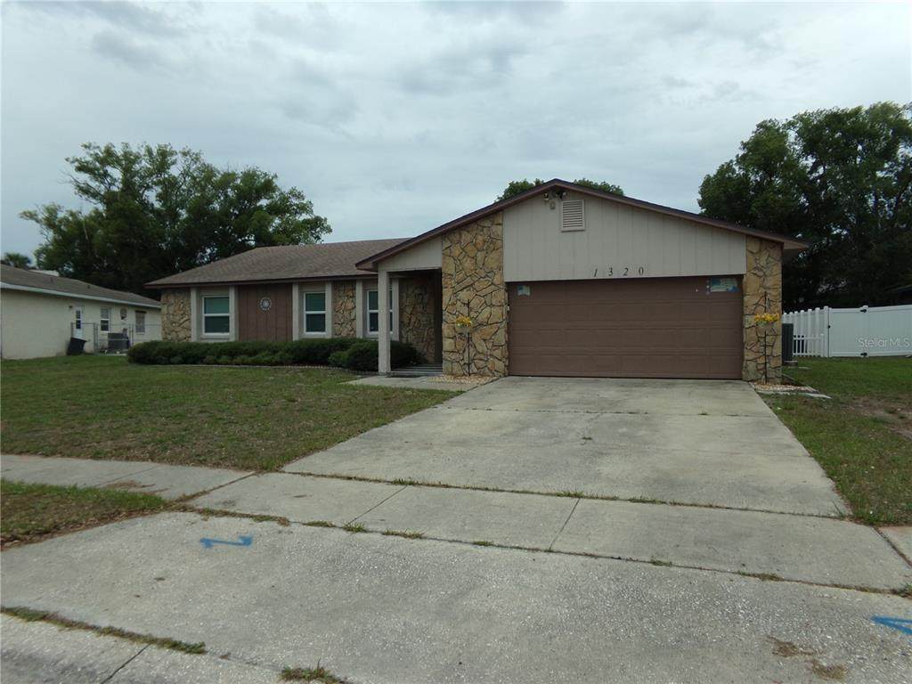 1320 Gladiolas Dr - Photo 1