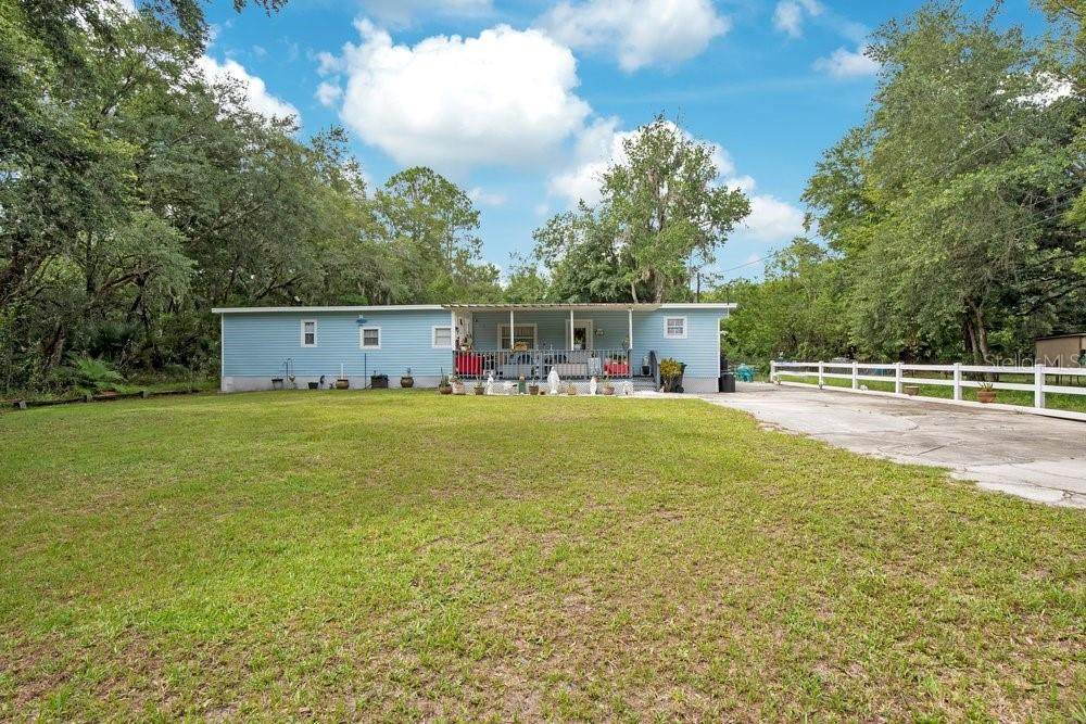 18222 Lynbrook Road - Photo 1