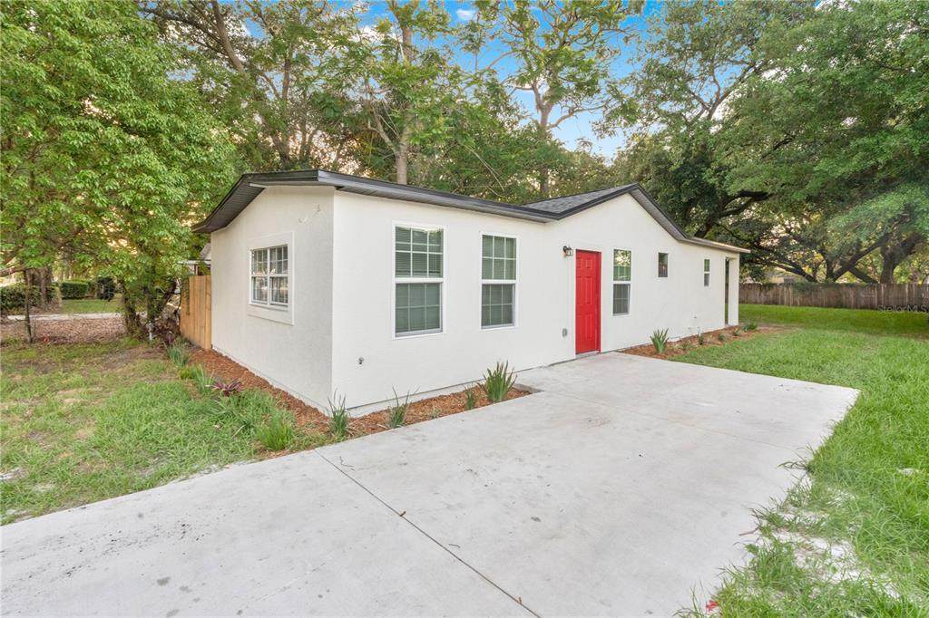 1701 Bay Street - Photo 1