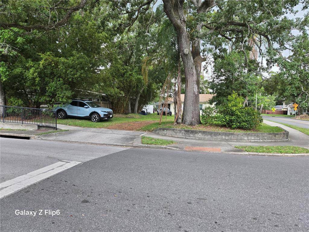  Helen Avenue - Photo 1