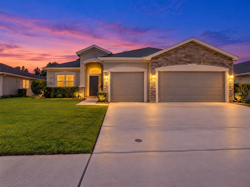 4539 Calumet Drive - Photo 1