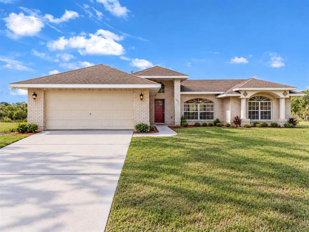 1005 Whispring Creek Way - Photo 1