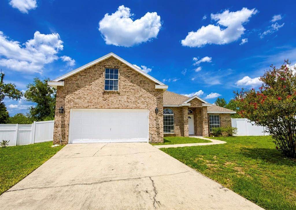 3276 Woodglen Drive - Photo 1