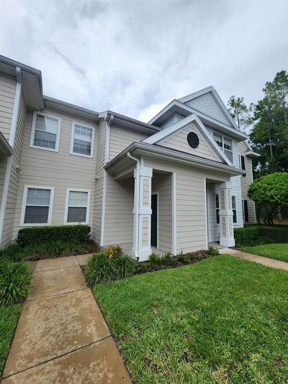 142 Southern Pecan Circle - Photo 1