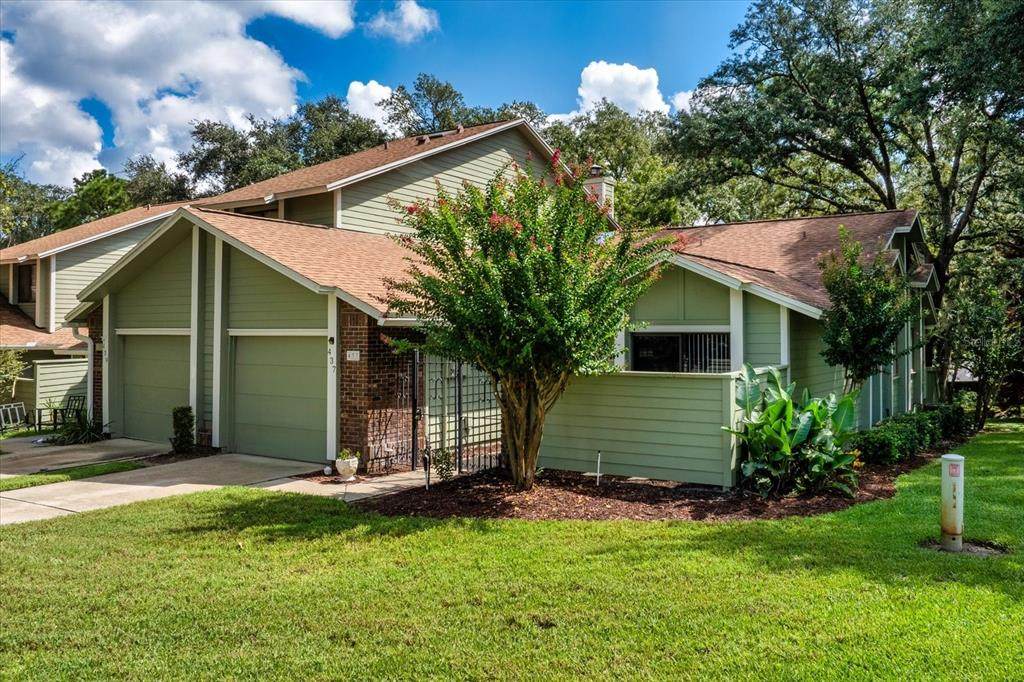 437 Stanton Place - Photo 1