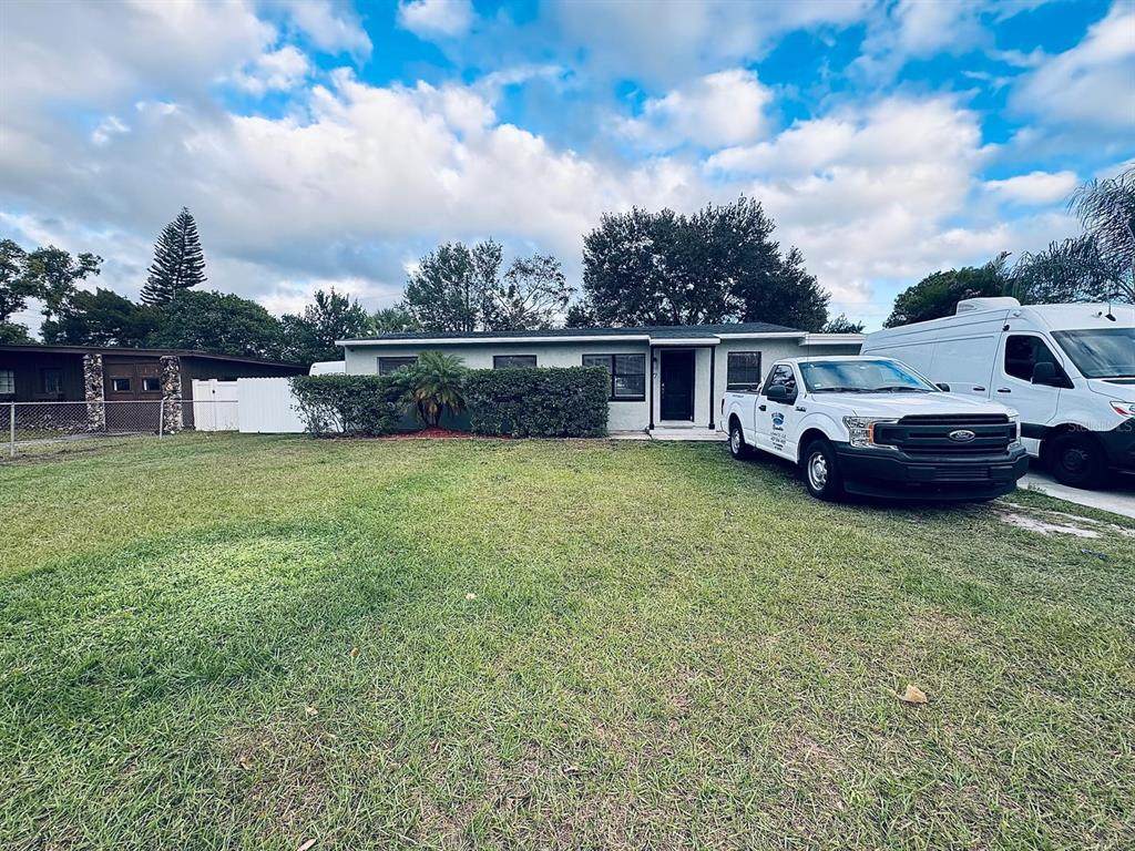 17 Solandra Drive - Photo 1