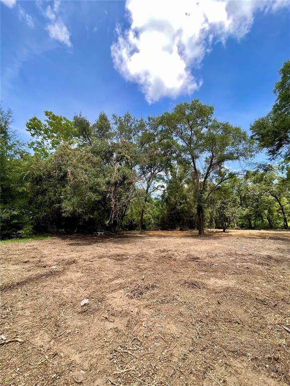 5601 71ST Street - Photo 1