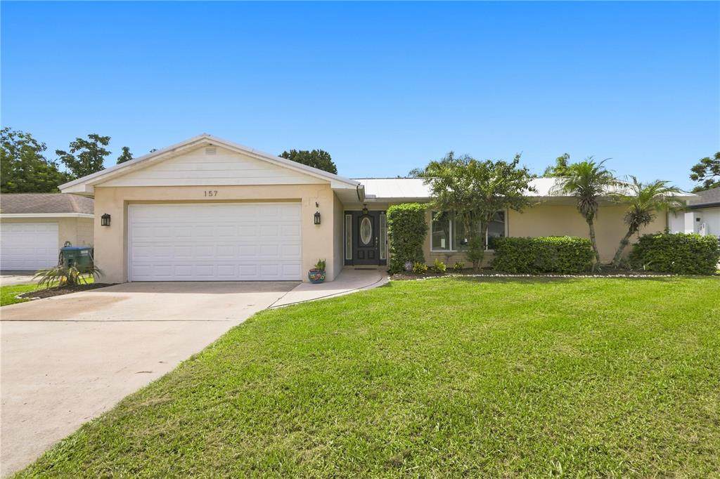 157 Sandalwood Way - Photo 1