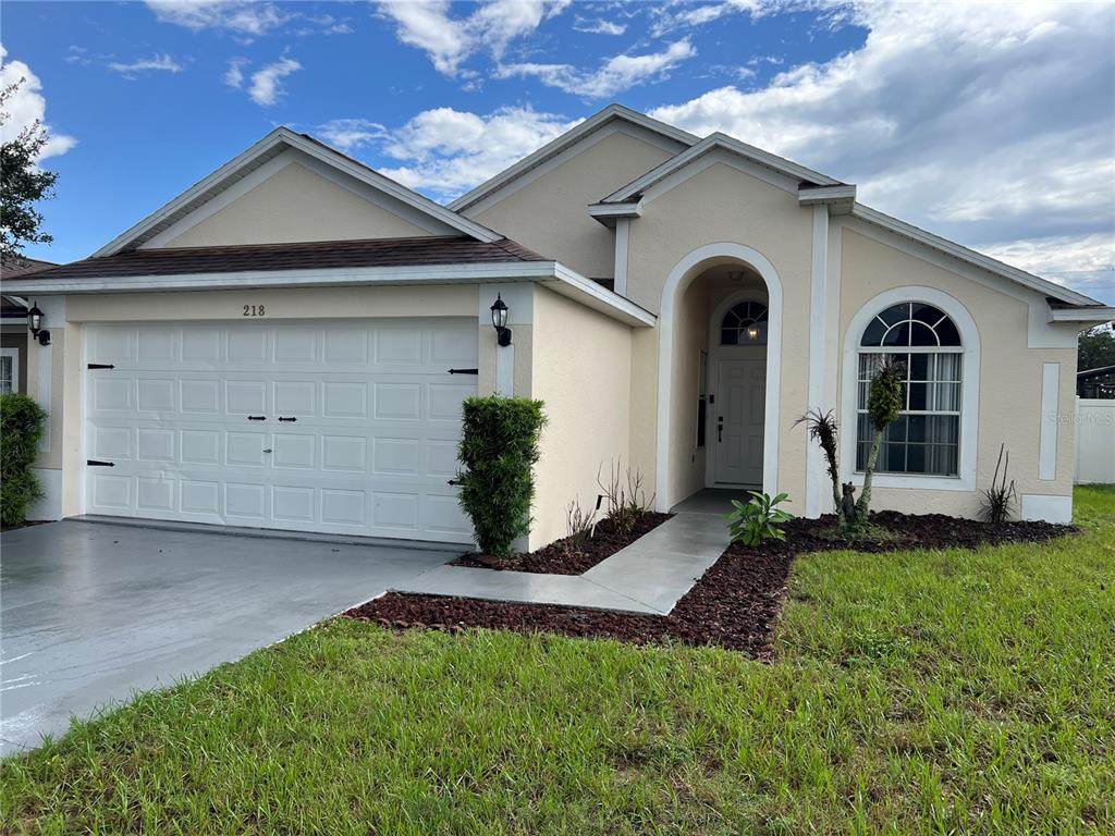 218 Royal Ridge Drive - Photo 1