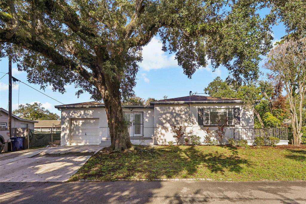 2217 Mallory Avenue - Photo 1