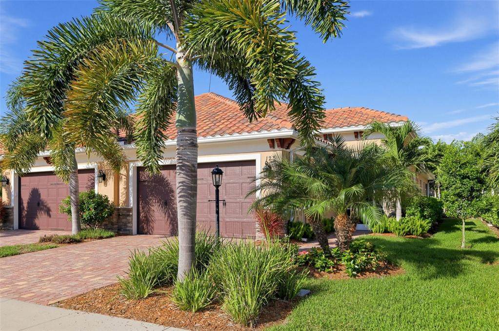 125 Colebrook Court - Photo 1
