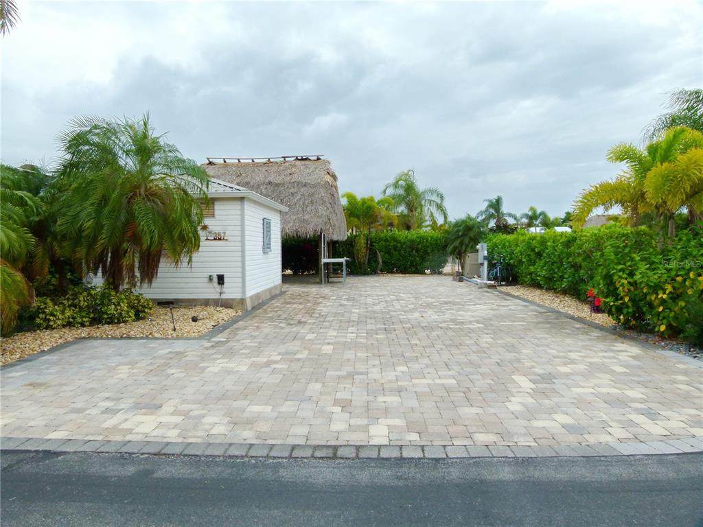 3520 7TH Manor - Photo 1