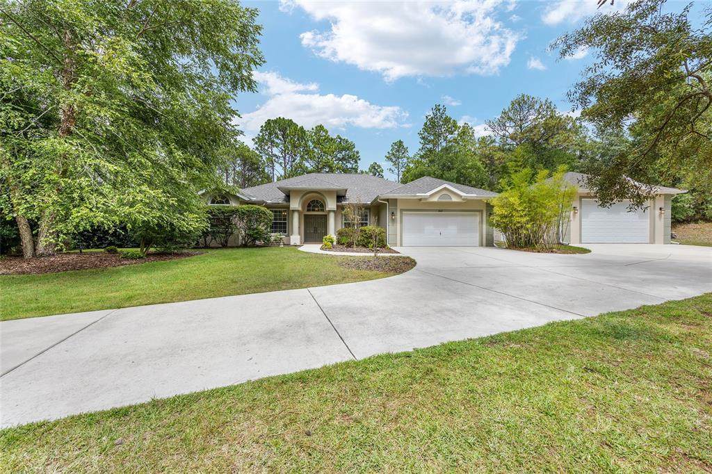 8605 209TH COURT Road - Photo 1