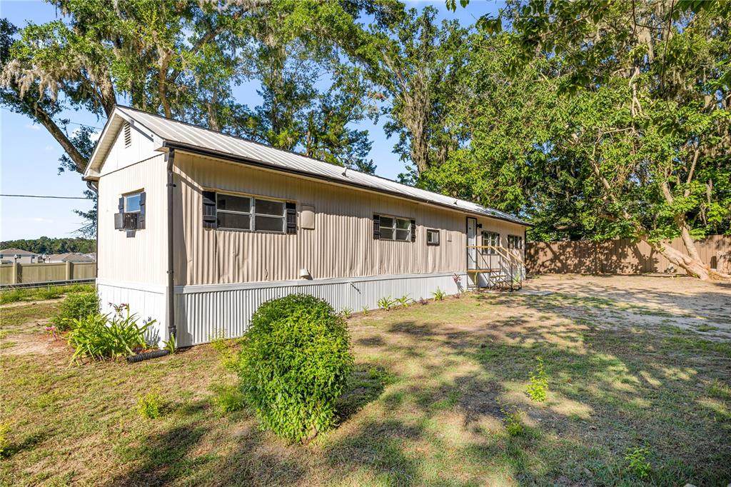15986 103RD Terrace - Photo 1
