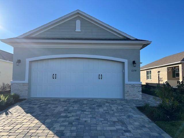 7274 89TH Avenue - Photo 1