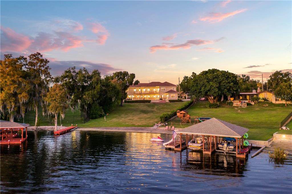 2301 Cypress Gardens Boulevard - Photo 1