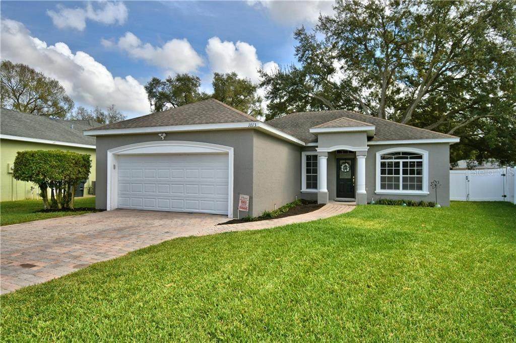 1013 Robin Lane - Photo 1