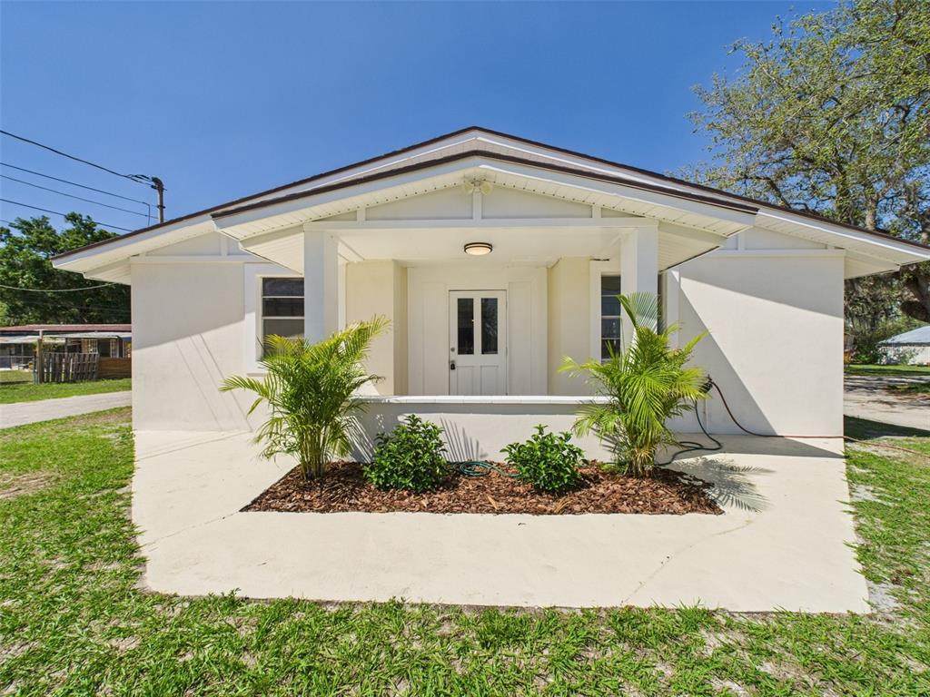 1600 Derby Avenue - Photo 1