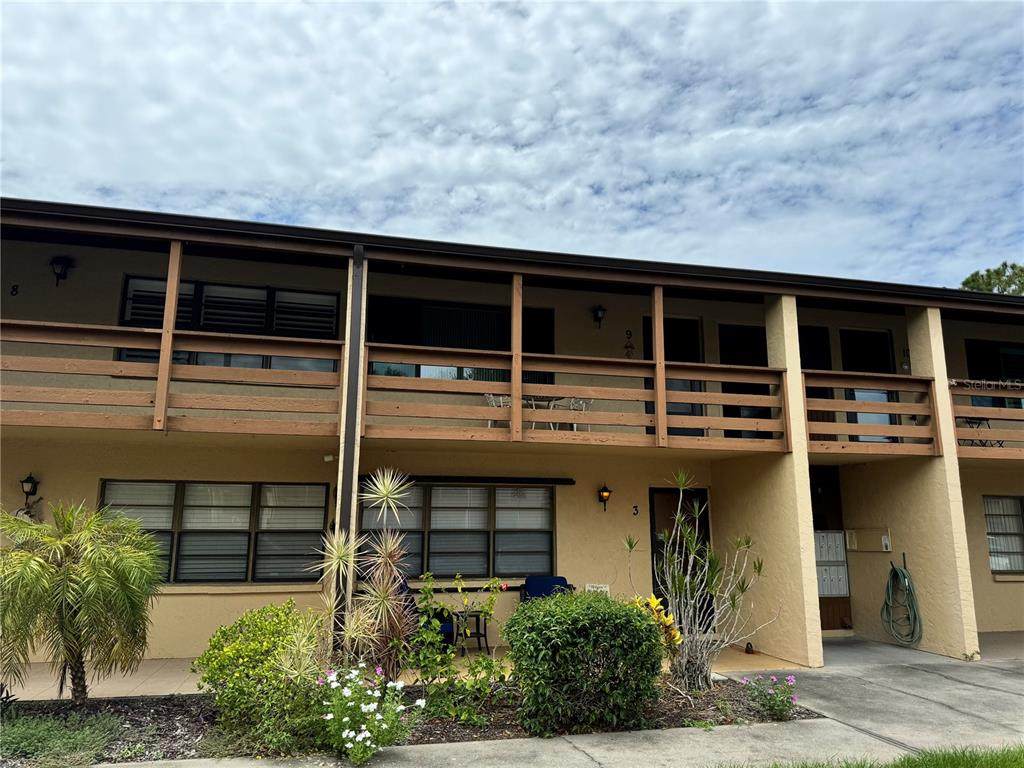 24 Quails Run Boulevard - Photo 1