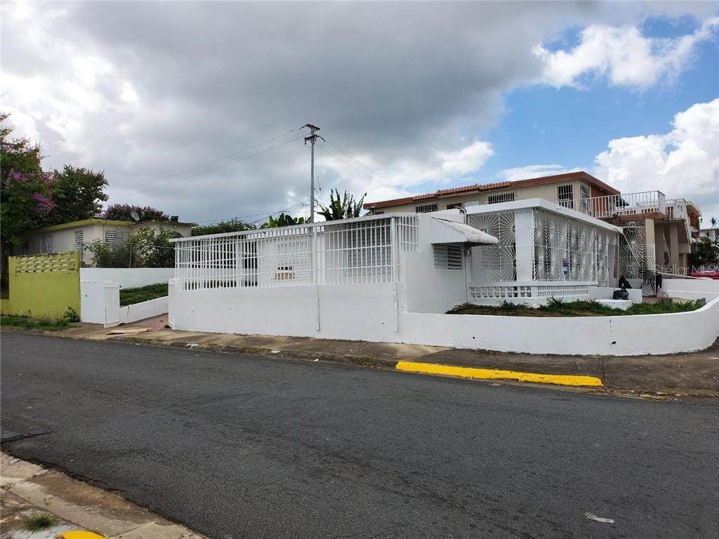 30 Ave. Zinia - Photo 1