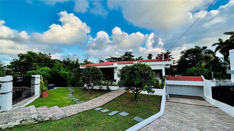 1805 Camelia Urb. Santa Maria - Photo 1