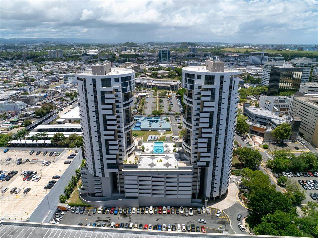 120 Chardon Ave - Photo 1