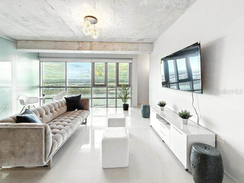 404 Constitucion Avenue - Photo 1