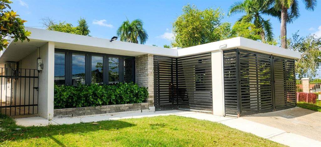 Urb Parkville Ave. Lopategui - Photo 1